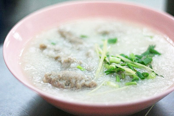 โจ๊กใส่ไข่ เลี่ยวเลี่ยงเซ้งอาหารจีนห้าแผ่นดิน