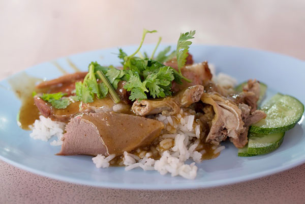 ข้าวหมูแดงคงประเสริฐ