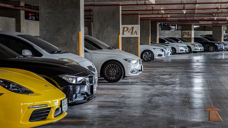 จอดรถที่คอนโดควรใช้ประกันรถแบบไหน รู้ใจมีคำตอบ