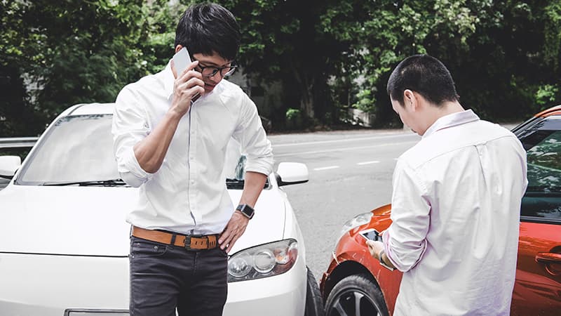 如何处理无保险汽车造成的车祸