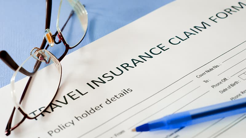 How to avoid a travel insurance claim rejection | Roojai Insurance