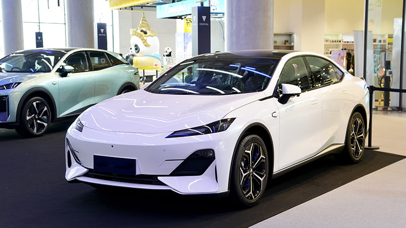 เปิด 10 แบรนด์รถยนต์ไฟฟ้า EV ในไทย พร้อมรุ่นเด่นแนะนำ | รู้ใจประกันรถยนต์ไฟฟ้า