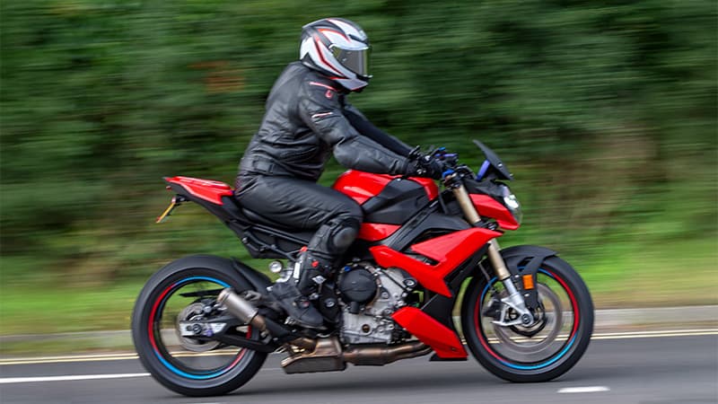 รถมอเตอร์ไซค์จากหนังดังระดับโลก | รู้ใจประกันภัย