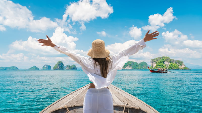 What does domestic travel insurance cover? | Roojai Insurance